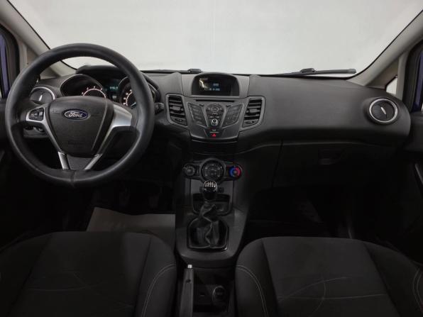 Ford Fiesta Mk6 Рестайлинг с пробегом 2016 года, цена 980 000 рублей, 45528 км, хэтчбек, Автокод Объявления