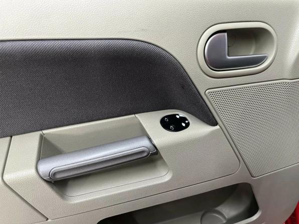 Ford Fusion I Рестайлинг с пробегом 2007 года, цена 353 192 рубля, 193415 км, хэтчбек, Автокод Объявления
