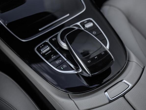 Mercedes-Benz E-Класс V (W213 S213 C238) с пробегом 2016 года, цена 2 049 000 рублей, 225388 км, седан, Автокод Объявления