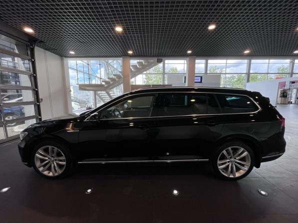 Volkswagen Passat B8 с пробегом 2018 года, цена 1 845 000 рублей, 305313 км, универсал, Автокод Объявления