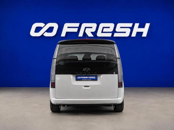 Hyundai Staria I с пробегом 2021 года, цена 4 099 777 рублей, 93591 км, минивэн, Автокод Объявления
