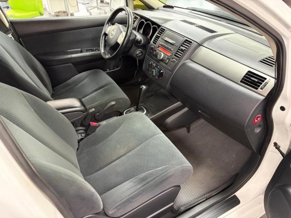 Nissan Tiida I Рестайлинг с пробегом 2013 года, цена 644 000 рублей, 212000 км, седан, Автокод Объявления