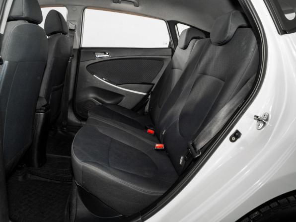 Hyundai Solaris I с пробегом 2014 года, цена 950 500 рублей, 98002 км, хэтчбек, Автокод Объявления