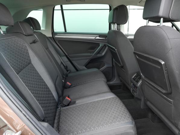 Volkswagen Tiguan II с пробегом 2019 года, цена 2 079 000 рублей, 140545 км, внедорожник, Автокод Объявления