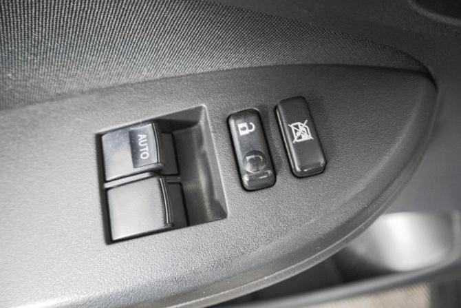 Toyota Corolla X (E140 E150) Рестайлинг с пробегом 2010 года, цена 939 000 рублей, 180000 км, седан, Автокод Объявления