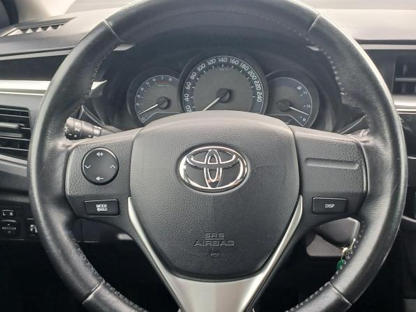 Toyota Corolla XI (E160 E170 E180) с пробегом 2014 года, цена 1 299 000 рублей, 180740 км, седан, Автокод Объявления