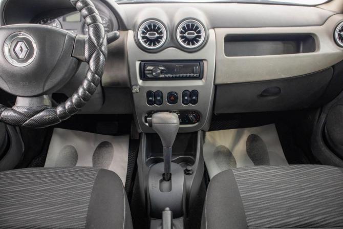 Renault Logan I Рестайлинг с пробегом 2011 года, цена 599 000 рублей, 150000 км, седан, Автокод Объявления