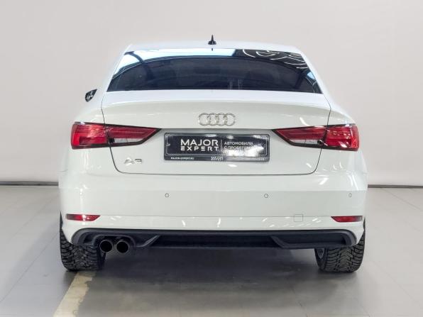 Audi A3 III (8V) Рестайлинг с пробегом 2019 года, цена 1 900 000 рублей, 111000 км, седан, Автокод Объявления
