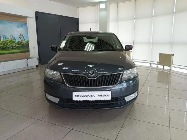 Skoda Rapid I с пробегом 2016 года, цена 880 000 рублей, 200400 км, лифтбек, Автокод Объявления