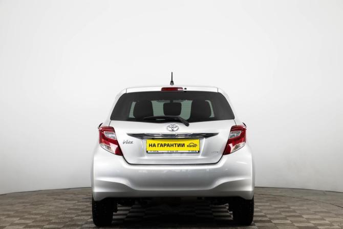 Toyota Vitz III (XP130) Рестайлинг с пробегом 2016 года, цена 819 000 рублей, 217547 км, хэтчбек, Автокод Объявления