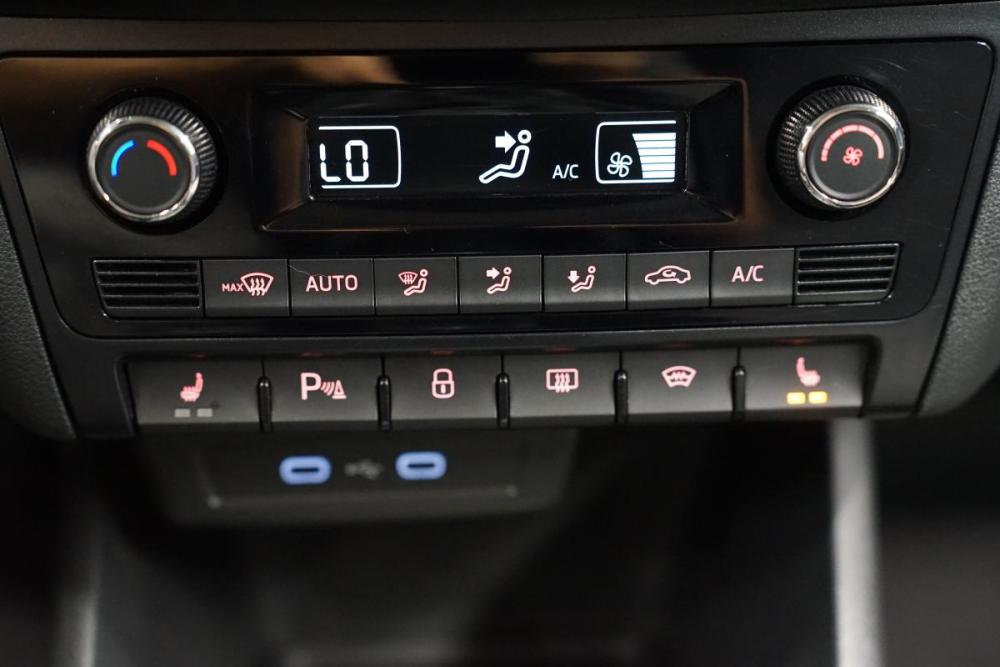 Volkswagen Polo VI Крым  - изображение 17