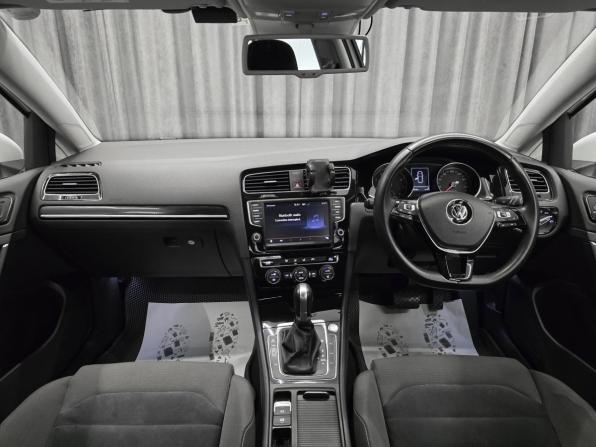 Volkswagen Golf VII с пробегом 2015 года, цена 1 240 000 рублей, 138815 км, хэтчбек, Автокод Объявления