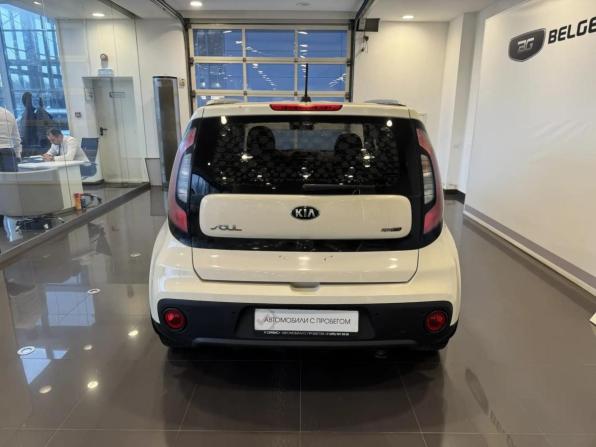 Kia Soul II Рестайлинг с пробегом 2017 года, цена 1 329 000 рублей, 123107 км, хэтчбек, Автокод Объявления