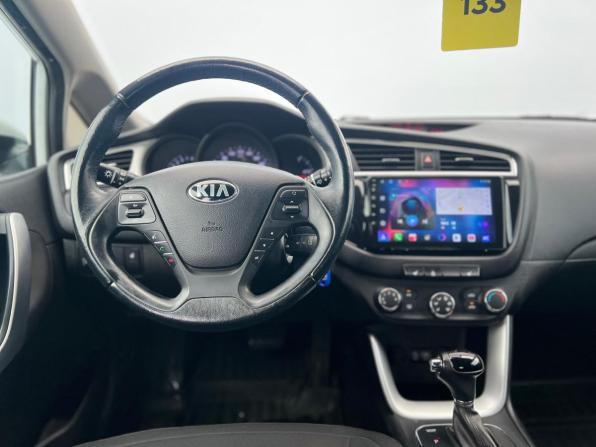 Kia Ceed II Рестайлинг с пробегом 2018 года, цена 1 290 000 рублей, 105000 км, хэтчбек, Автокод Объявления