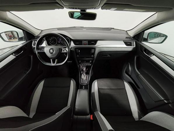Skoda Rapid I Рестайлинг с пробегом 2019 года, цена 1 235 000 рублей, 174001 км, лифтбек, Автокод Объявления
