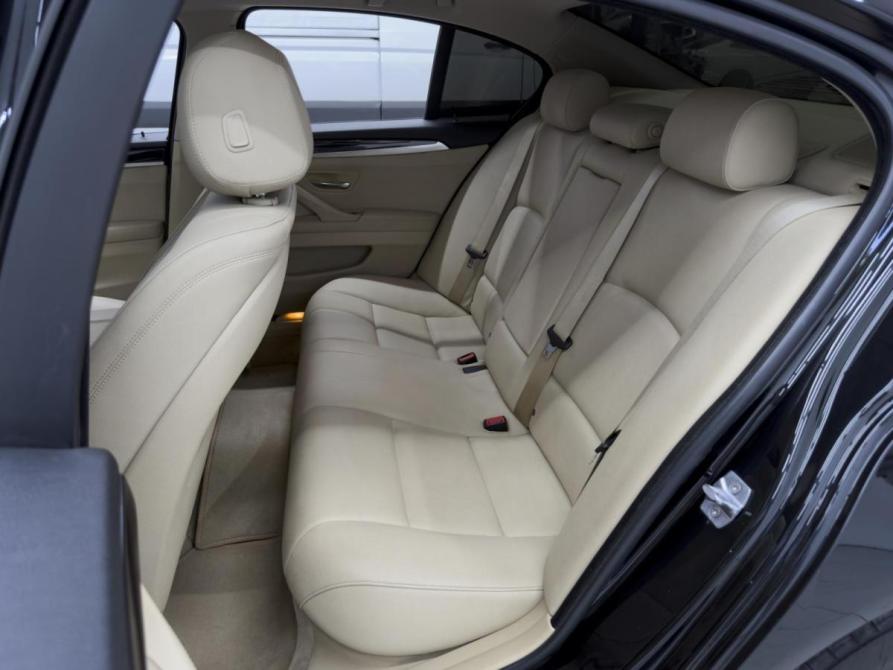 BMW 5 серии VI (F10/F11/F07) Рестайлинг Ростов-на-Дону  - изображение 9