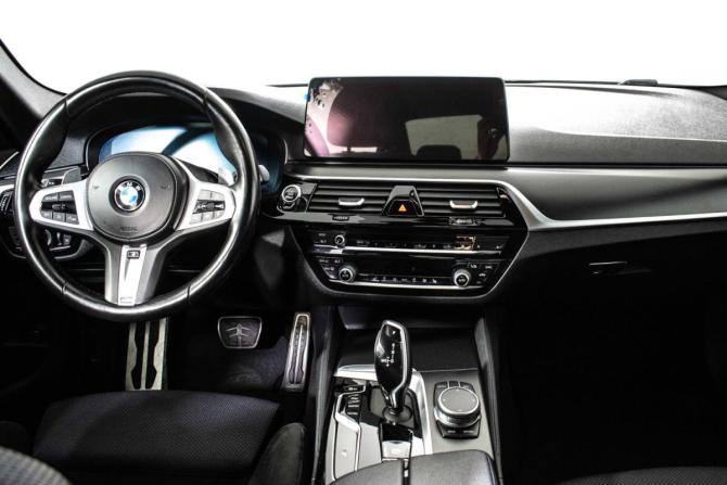 BMW 5 серии VII (G30/G31/G38) Рестайлинг с пробегом 2021 года, цена 4 590 000 рублей, 76900 км, седан, Автокод Объявления