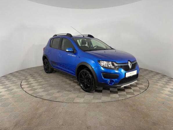 Renault Sandero II с пробегом 2017 года, цена 932 000 рублей, 109685 км, хэтчбек, Автокод Объявления