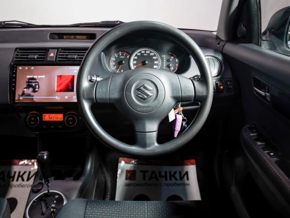 Suzuki Swift III с пробегом 2009 года, цена 545 000 рублей, 123271 км, хэтчбек, Автокод Объявления