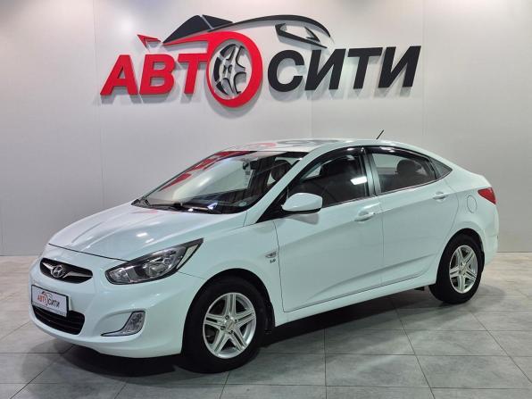 Hyundai Solaris I с пробегом 2011 года, цена 868 000 рублей, 170000 км, седан, Автокод Объявления