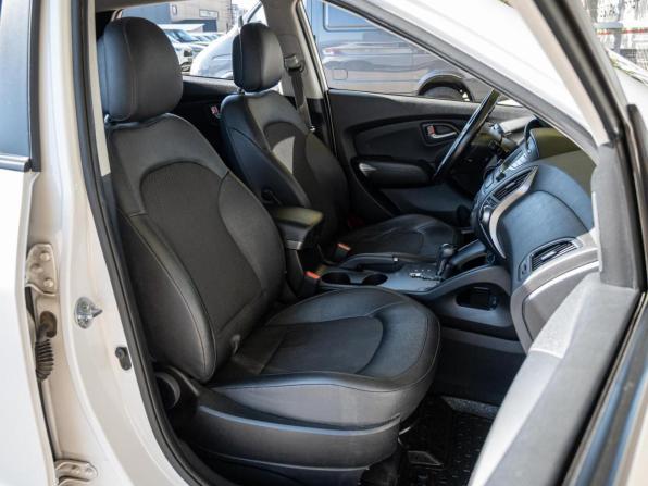 Hyundai ix35 I Рестайлинг с пробегом 2014 года, цена 1 550 000 рублей, 137352 км, внедорожник, Автокод Объявления