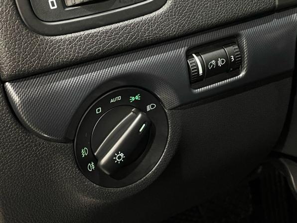 Skoda Yeti I Рестайлинг с пробегом 2015 года, цена 1 394 000 рублей, 194144 км, внедорожник, Автокод Объявления