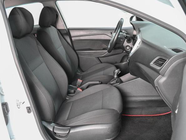 Hyundai Solaris II с пробегом 2019 года, цена 1 179 000 рублей, 199142 км, седан, Автокод Объявления