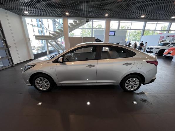 Hyundai Solaris II Рестайлинг с пробегом 2021 года, цена 1 533 000 рублей, 135001 км, седан, Автокод Объявления