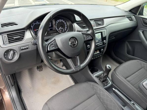 Skoda Rapid I Рестайлинг с пробегом 2019 года, цена 1 099 000 рублей, 172000 км, лифтбек, Автокод Объявления