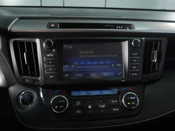 Toyota RAV4 IV (XA40) Рестайлинг с пробегом 2019 года, цена 2 347 030 рублей, 180675 км, внедорожник, Автокод Объявления
