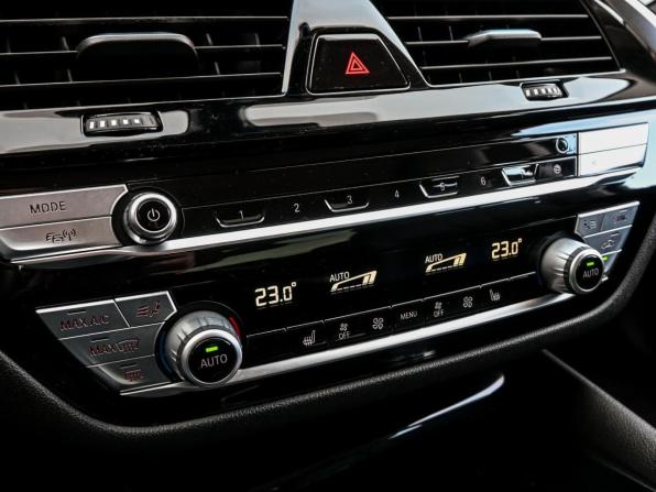 BMW 5 серии VII (G30/G31/G38) Рестайлинг с пробегом 2021 года, цена 3 799 000 рублей, 101281 км, седан, Автокод Объявления