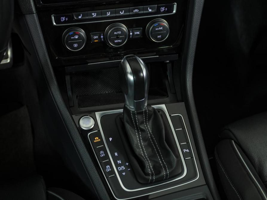 Volkswagen Golf R VII Рестайлинг Москва  - изображение 20