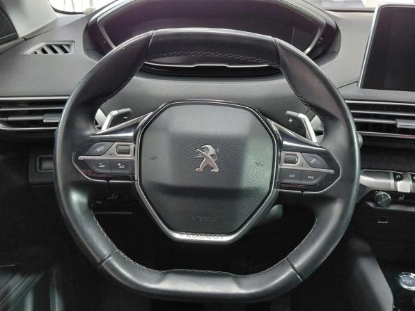 Peugeot 5008 II с пробегом 2018 года, цена 1 900 000 рублей, 100119 км, внедорожник, Автокод Объявления
