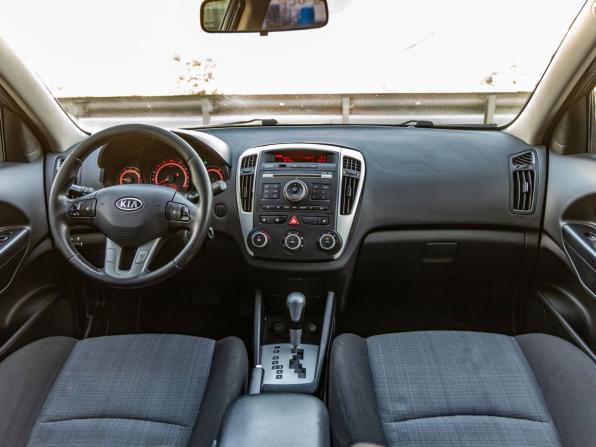 Kia Ceed I Рестайлинг с пробегом 2010 года, цена 718 000 рублей, 173326 км, хэтчбек, Автокод Объявления