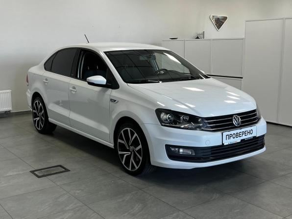 Volkswagen Polo V Рестайлинг с пробегом 2016 года, цена 970 000 рублей, 277355 км, седан, Автокод Объявления