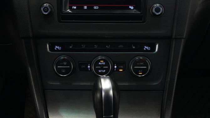 Volkswagen Golf VII с пробегом 2013 года, цена 995 000 рублей, 249657 км, хэтчбек, Автокод Объявления