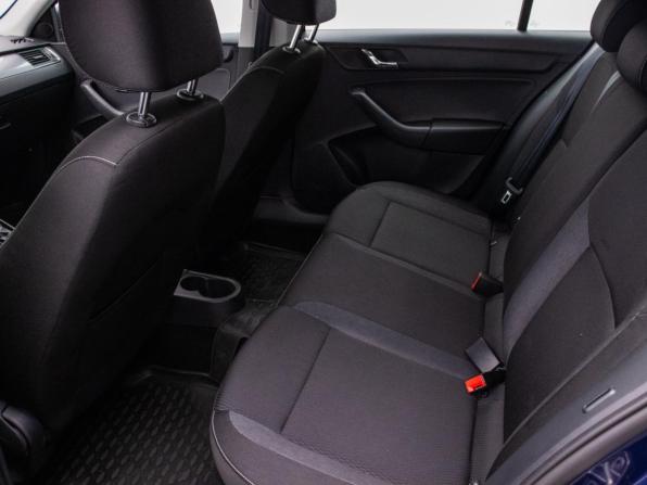 Skoda Rapid I с пробегом 2014 года, цена 1 195 000 рублей, 141346 км, лифтбек, Автокод Объявления