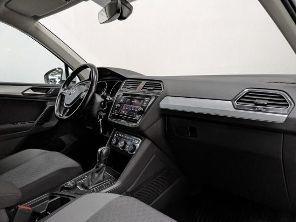 Volkswagen Tiguan II с пробегом 2018 года, цена 2 470 000 рублей, 91331 км, внедорожник, Автокод Объявления