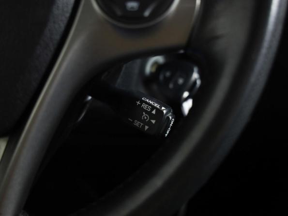 Toyota Venza I Рестайлинг с пробегом 2014 года, цена 1 699 000 рублей, 331259 км, внедорожник, Автокод Объявления