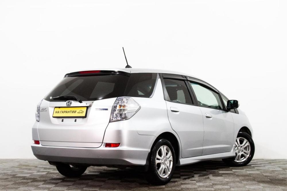 Honda Fit Shuttle I Рестайлинг Сургут  - изображение 5