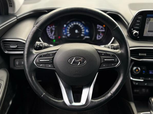 Hyundai Santa Fe IV с пробегом 2019 года, цена 2 450 000 рублей, 161760 км, внедорожник, Автокод Объявления