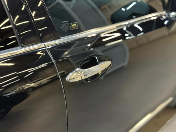 Lexus ES V Рестайлинг с пробегом 2010 года, цена 1 347 000 рублей, 288137 км, седан, Автокод Объявления