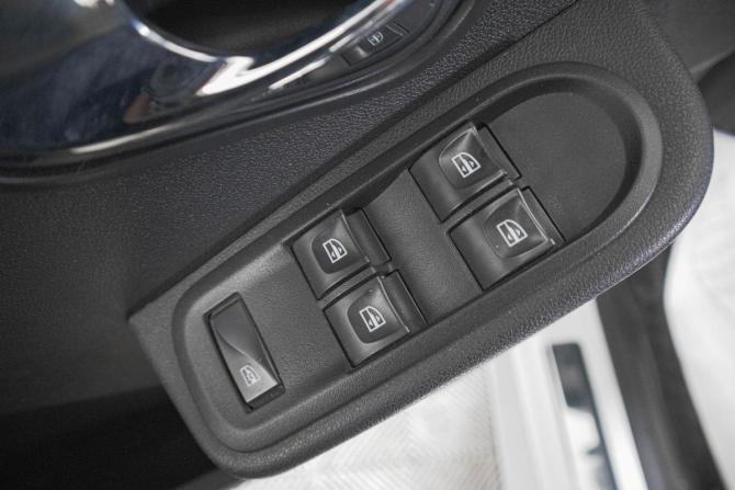 Renault Duster I Рестайлинг с пробегом 2018 года, цена 1 249 000 рублей, 139000 км, внедорожник, Автокод Объявления