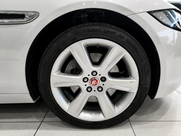 Jaguar XE I с пробегом 2016 года, цена 1 850 000 рублей, 88105 км, седан, Автокод Объявления