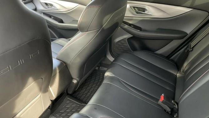 BAIC U5 Plus с пробегом 2023 года, цена 1 300 000 рублей, 47437 км, седан, Автокод Объявления