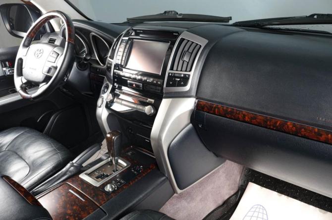 Toyota Land Cruiser 200 Series с пробегом 2012 года, цена 4 179 000 рублей, 160000 км, внедорожник, Автокод Объявления