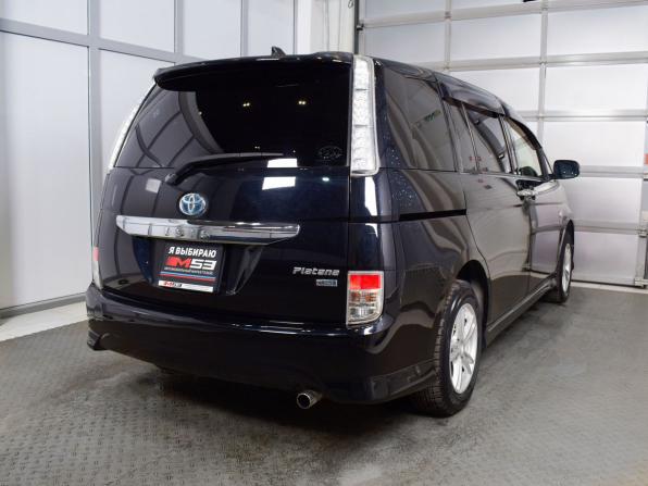 Toyota ISis I Рестайлинг с пробегом 2012 года, цена 1 264 995 рублей, 86627 км, компактвэн, Автокод Объявления