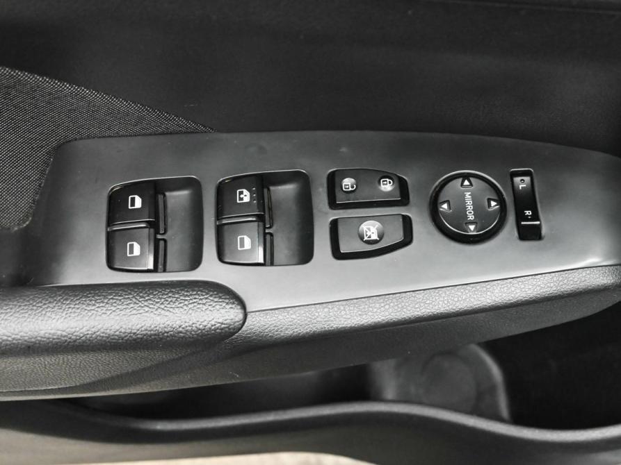 Hyundai Solaris II Екатеринбург  - изображение 18