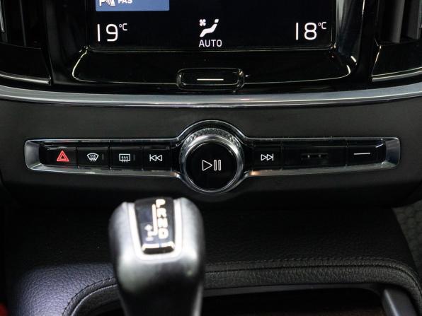 Volvo S90 II с пробегом 2017 года, цена 2 380 000 рублей, 153756 км, седан, Автокод Объявления