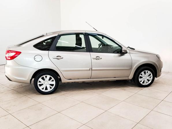Lada (ВАЗ) Granta I Рестайлинг с пробегом 2021 года, цена 673 000 рублей, 139055 км, лифтбек, Автокод Объявления